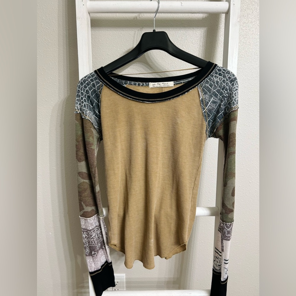 Multiple pattern long sleeve